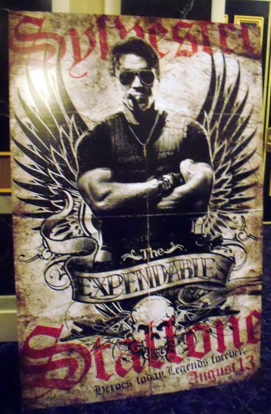 Expendables-standee.jpg