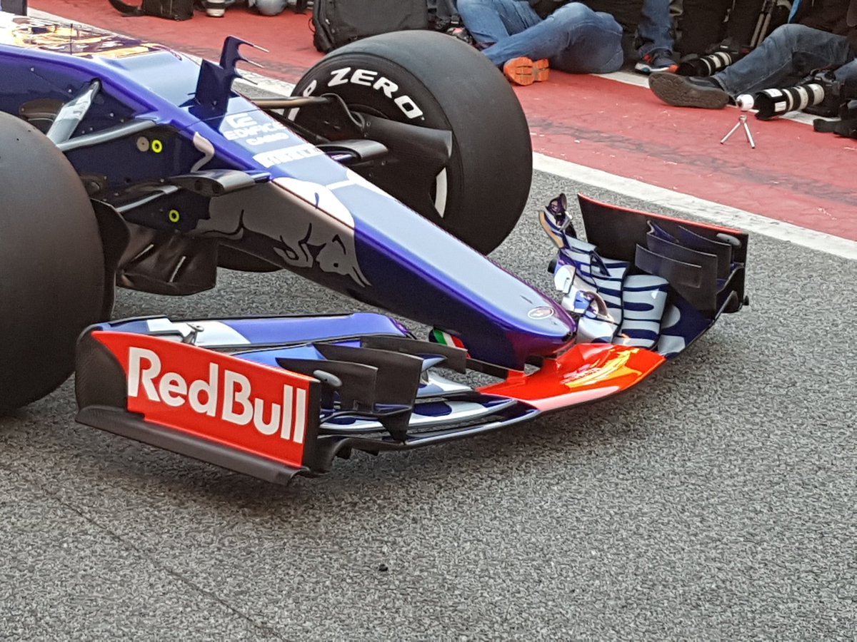 C5m1Gy_WYAIvJuU.jpg