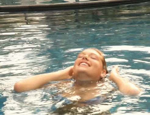 94443588_2564540_03.gif