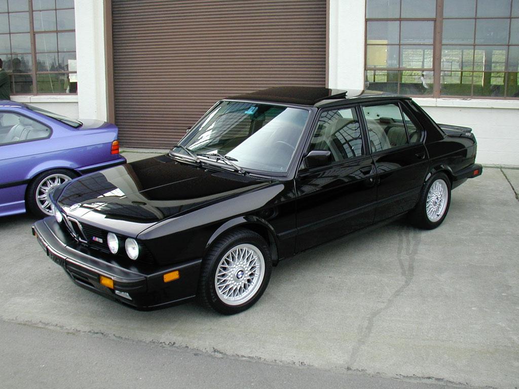 black-e28-m5.jpg