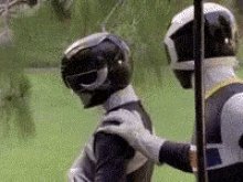 tenor.gif