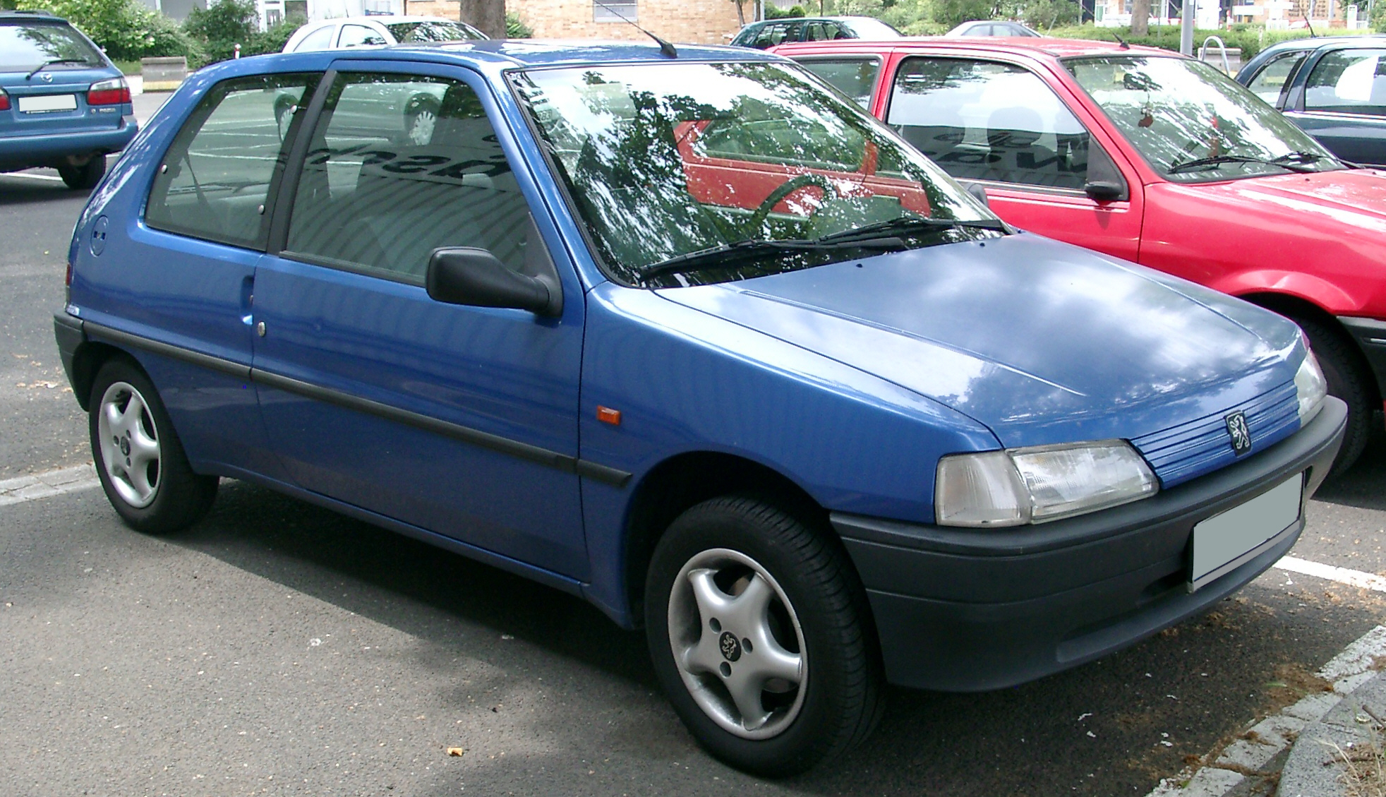 Peugeot_106_front_20070609.jpg