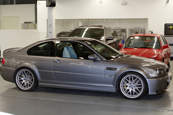 BMW-M-Singapur-M3-CSL-655x436.jpg