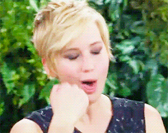 tumblr_mwy4vz49ZU1qbnazvo8_r1_250.gif