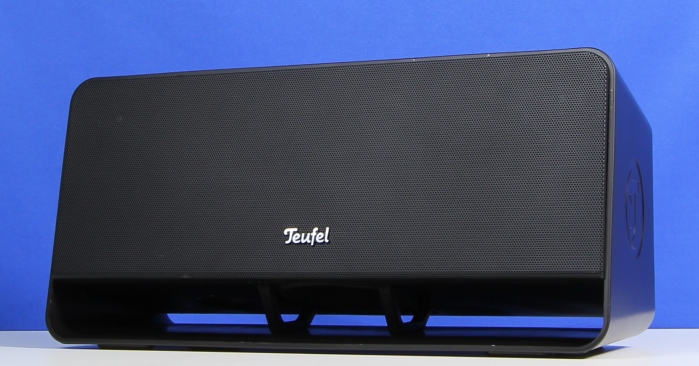Teufel-Boomster-Front-Seitlich1.jpg