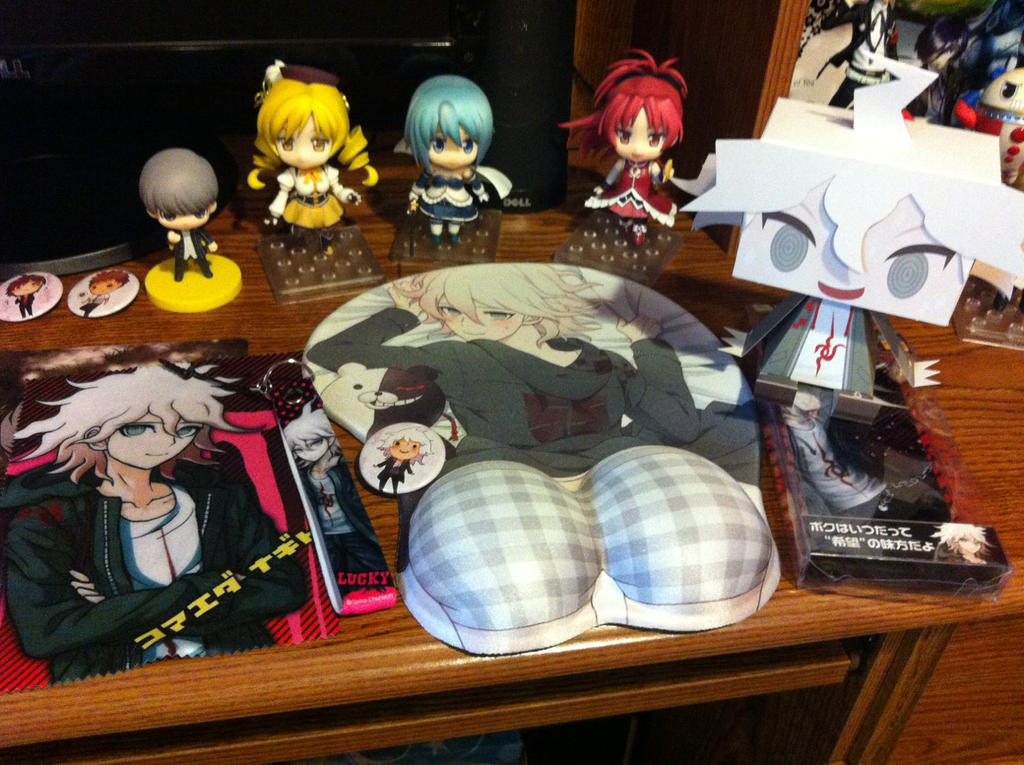komaeda_shrine__by_sennari-d6hwg2y.jpg