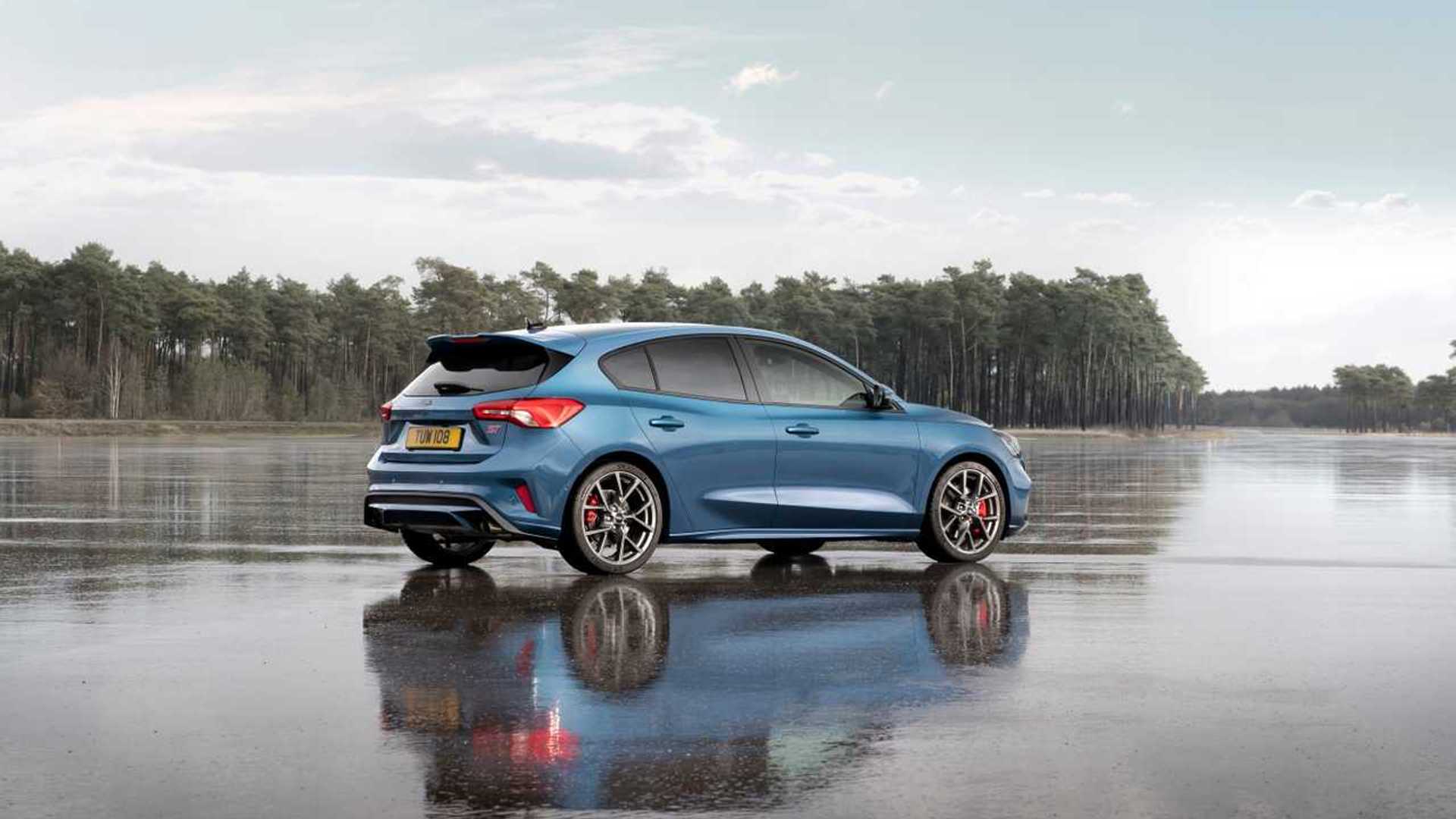 2019-ford-focus-st.jpg