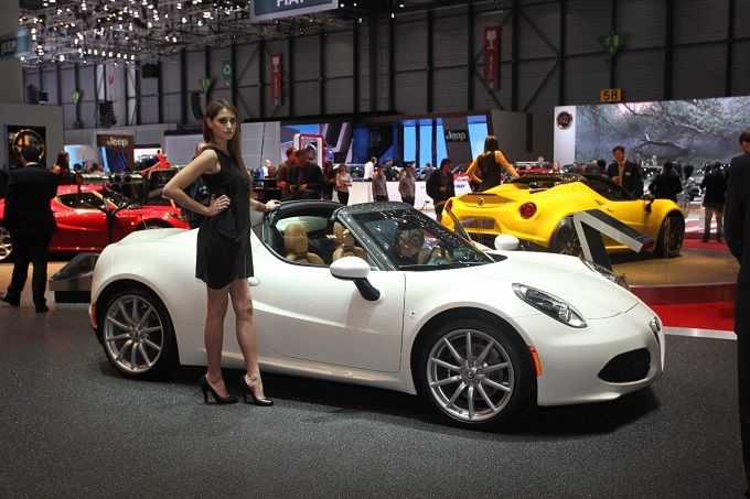 Alfa-Romeo-4C-Spider-Ginevra.jpg