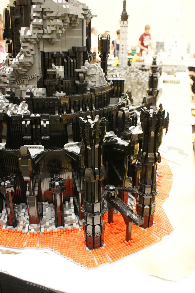 lego-dark-tower6.jpg