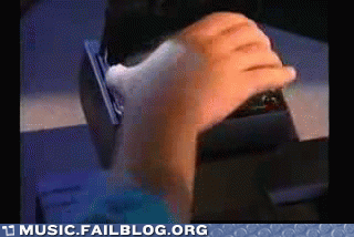 cYY8s6upqEKuJbGMPb_u3Q2.gif