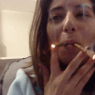 tumblr_ooiq1a70vk1rfy09no1_400.gif
