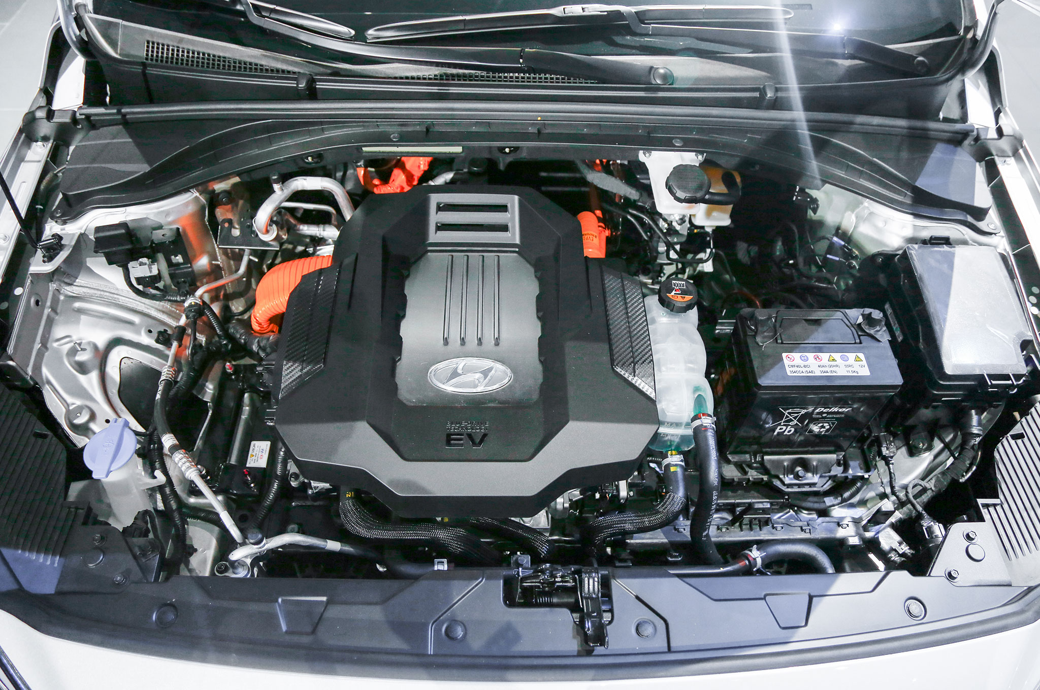 2017-Hyundai-Ioniq-Electric-motor-02.jpg