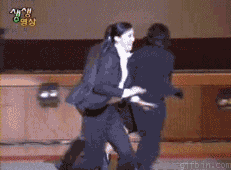 uqwTK.gif