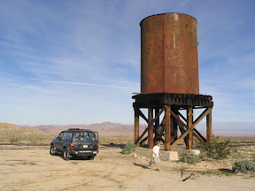 DosCabezasWaterTower.jpg