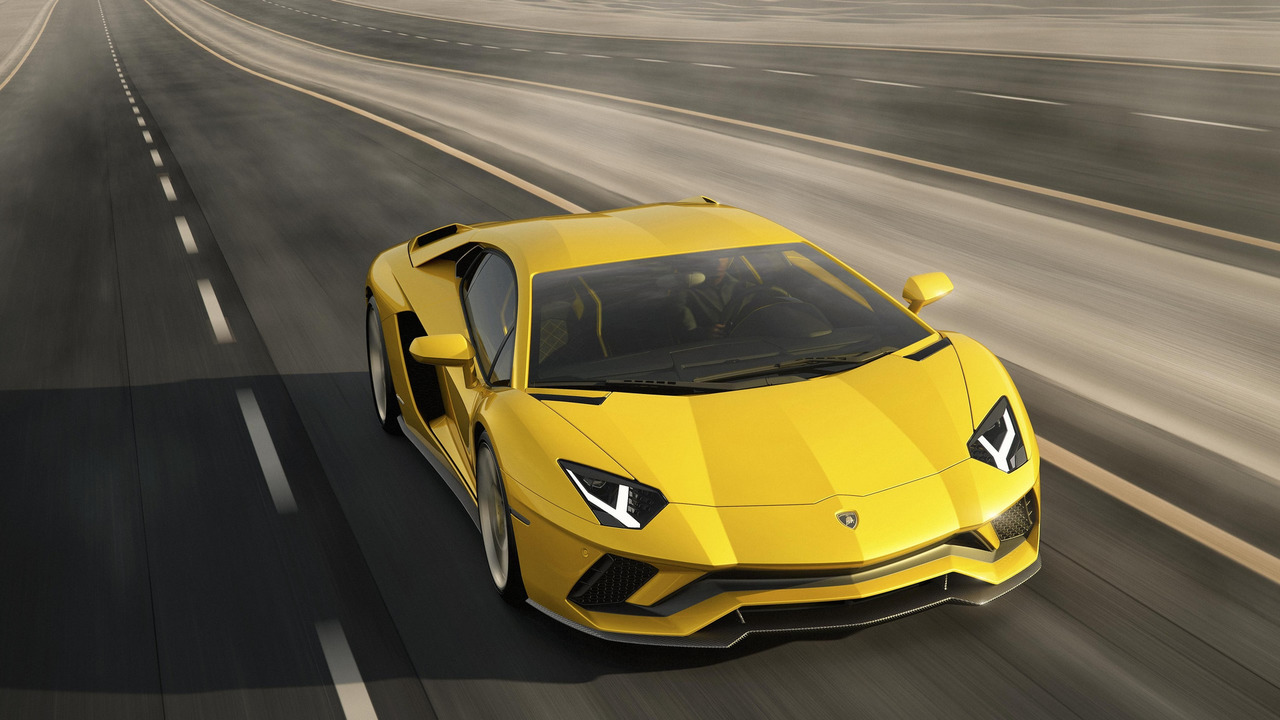 2017-lamborghini-aventador-s.jpg