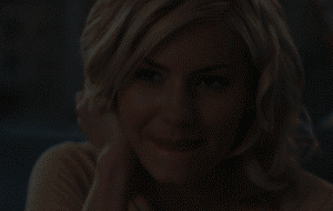 Elisha-Cuthbert.gif