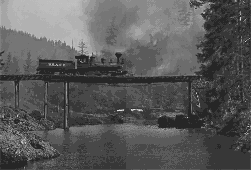traincrash.gif