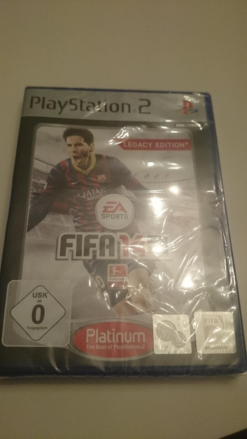 24566853gq.jpg