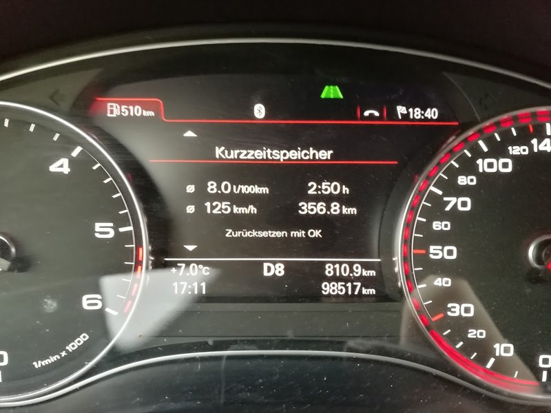30049608fm.jpg