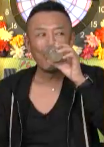 EAgVmhc.png