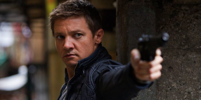 JeremyRennerBourne-696x348.jpg